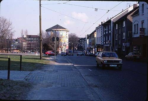 Universitäts-Straße