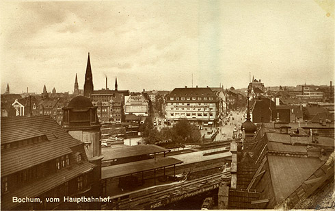 Von der Hattinger Straße gen Handelshof blickend